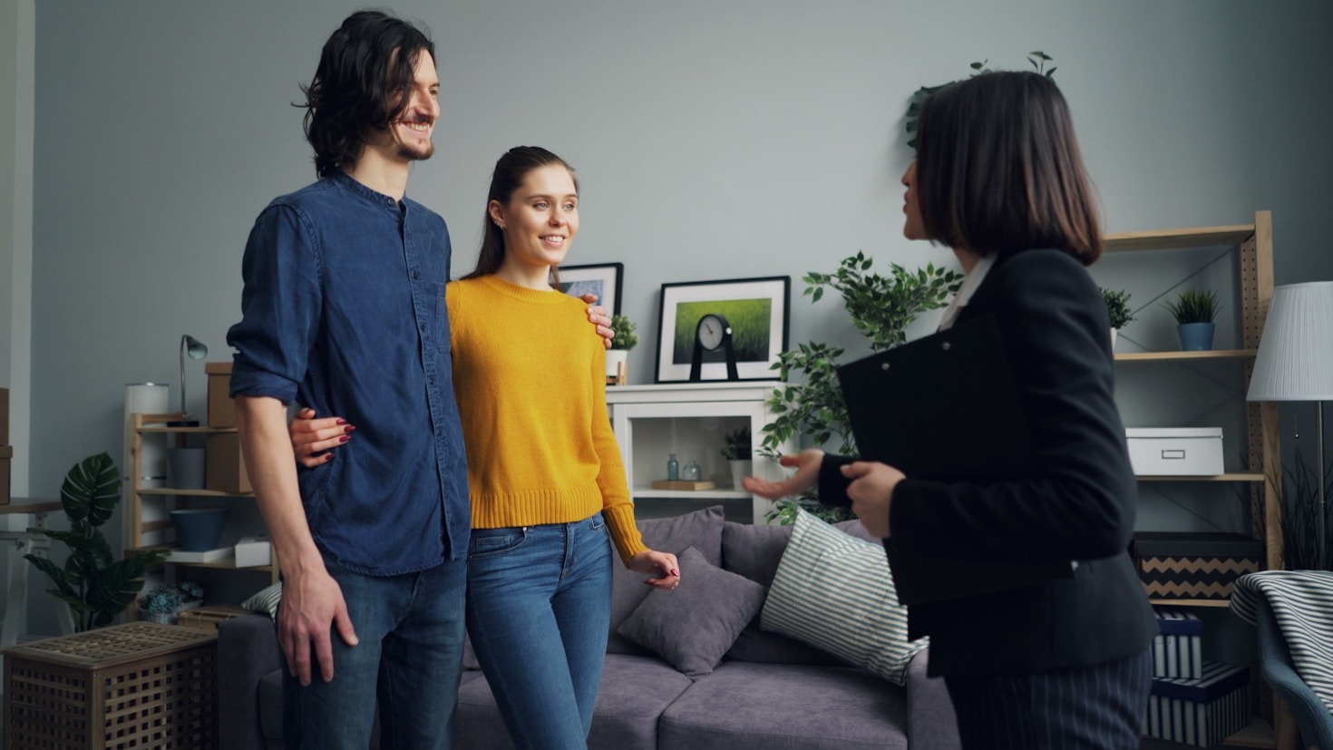 Comparing Fixed Versus Variable Loan Interest Rates